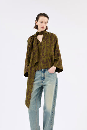Crepe de Chine Putty Bluse, Dark Olive from ODEEH 