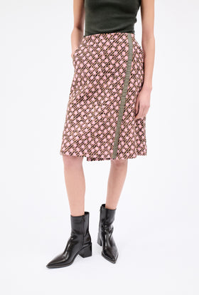 Graphic Dots Rock, Oleander from ODEEH 